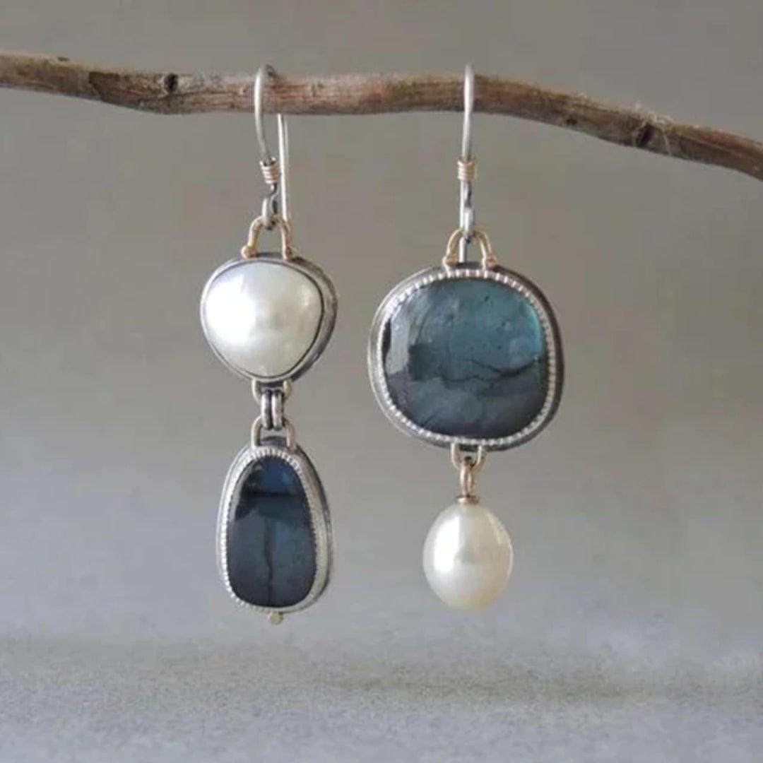 Boucles d'oreilles vintage en perles et pierres bleues