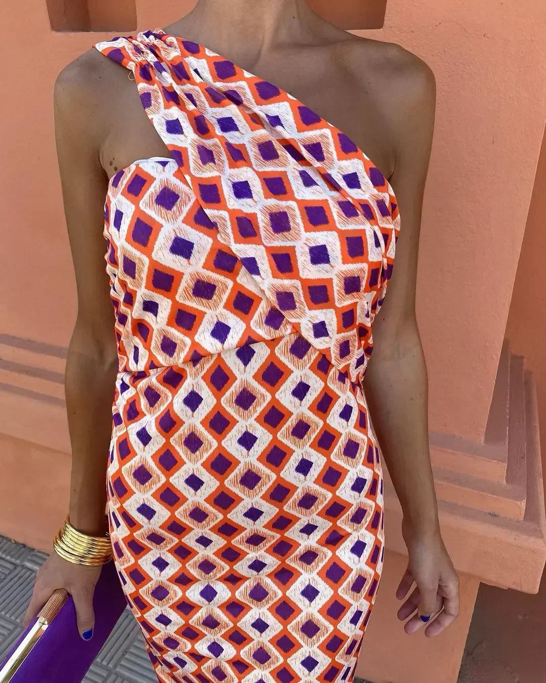 Irmgardi - Robe Midi à Épaules Asymétriques