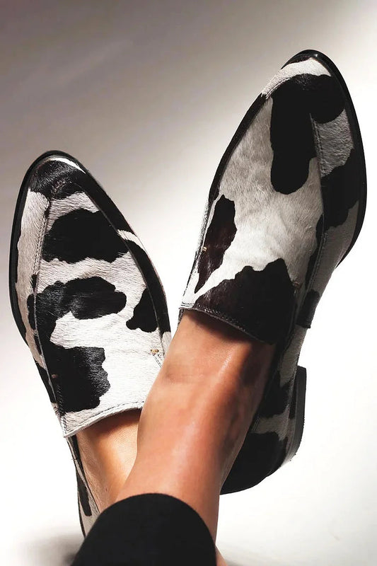 Benedetta™ | Mocassins imprimé vache en cuir vegan