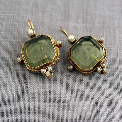 Maeble™ | Boucles d’oreilles vintage avec pierre verte et perle
