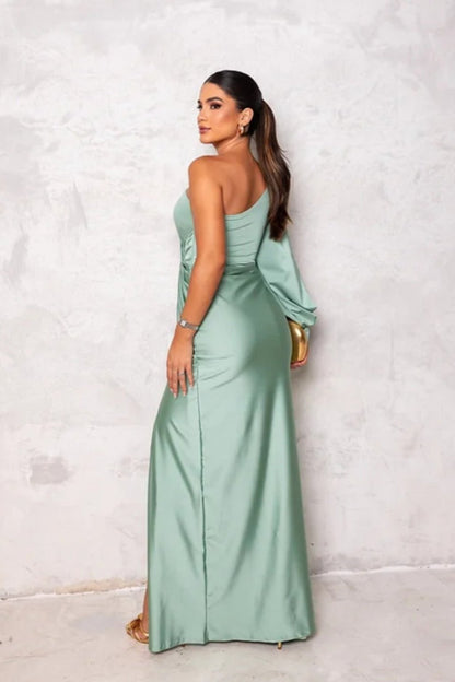Valeria | Robe Asymétrique en Satin