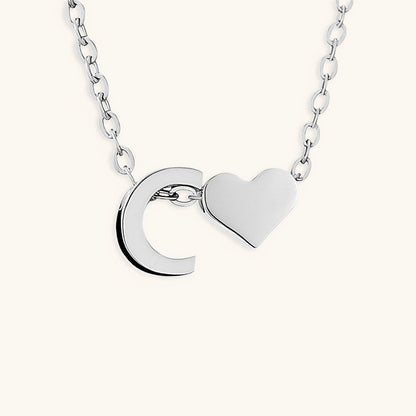 Ria™ | Collana con cuore e iniziali