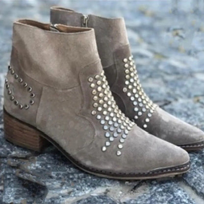 Valentina™ | Bottines à clous avec talon large et bout pointu