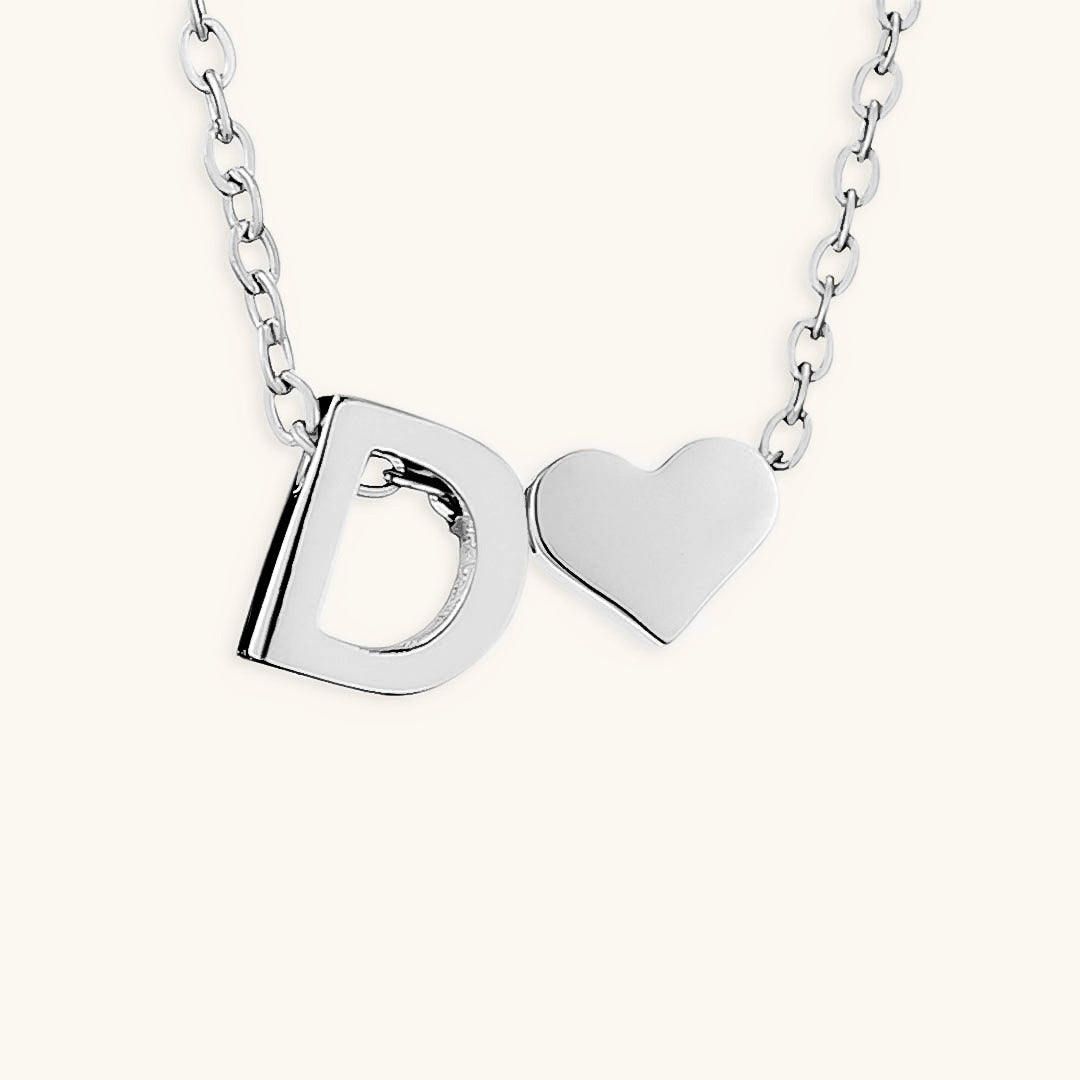 Ria™ | Collana con cuore e iniziali