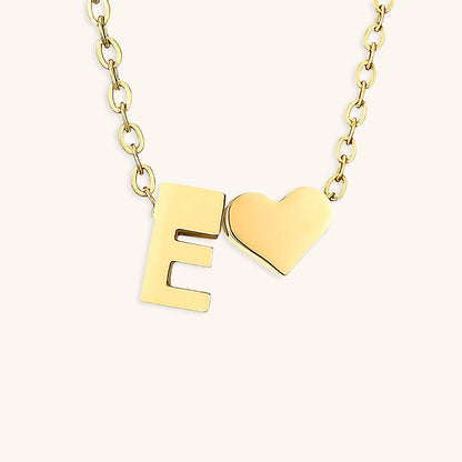 Ria™ | Collana con cuore e iniziali