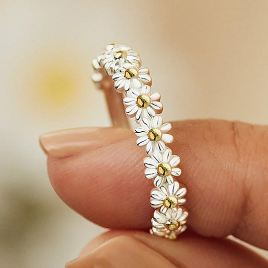 Bague Marguerite Émail™ – Argent & Douceur Peinte