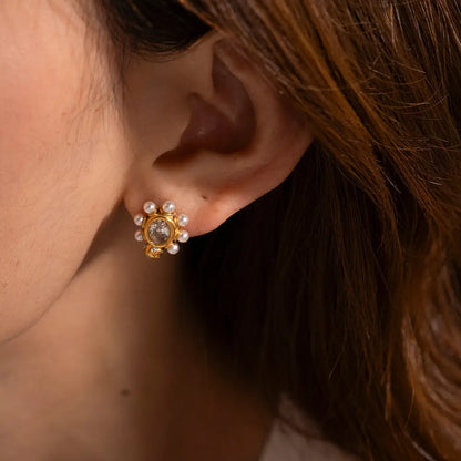Claire™ | Boucles dorées élégantes