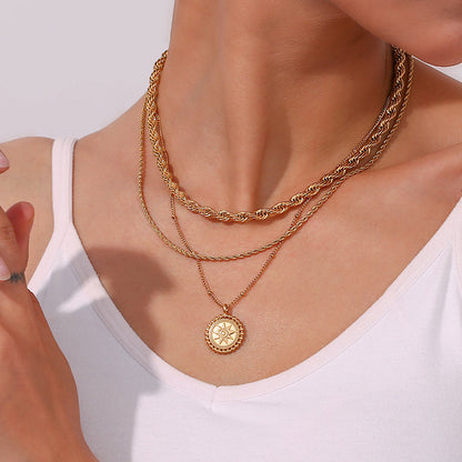 Starlight™ | Collier avec Médaille Dorée