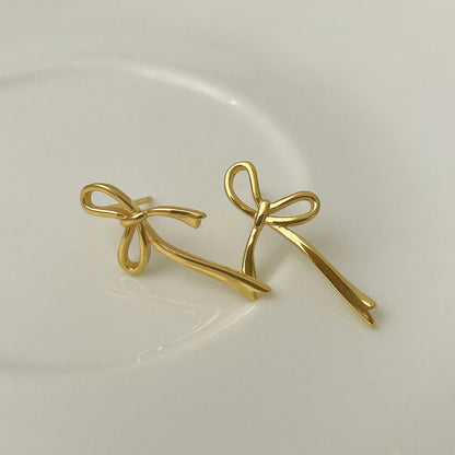 NINA™ | Boucles d’Oreilles Clous Nœud