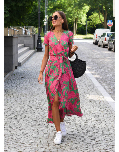 Suzanne - Robe élégante à col en V