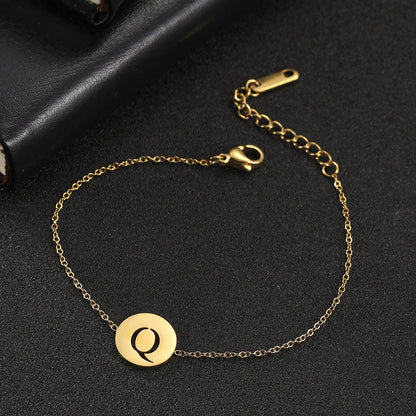 Amara™ | Bracelet initiales en acier inoxydable