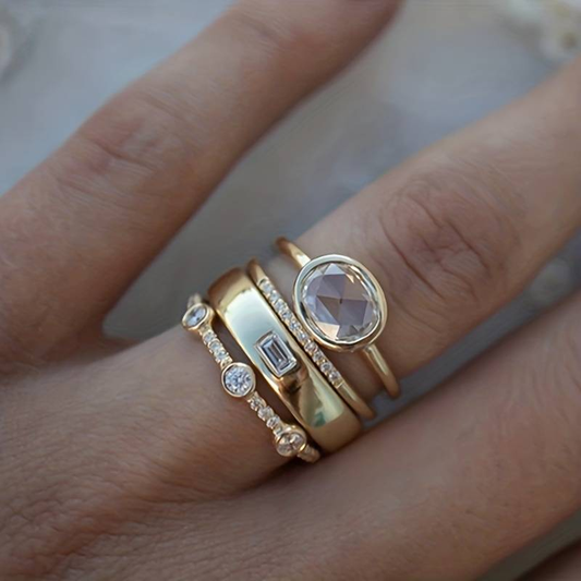 Stefania - Ensemble de Bagues en Or Vintage et Zirconium
