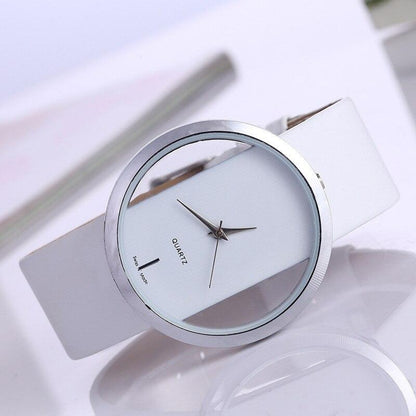 Montre à Quartz avec Boîtier Transparent et Élégant